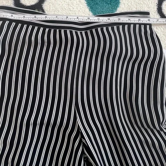 NWT MICHAELMichael Kors Stripe Straight Leg Pant Black & Cream Size 6